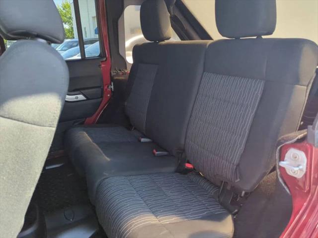 2012 Jeep Wrangler Unlimited Sahara