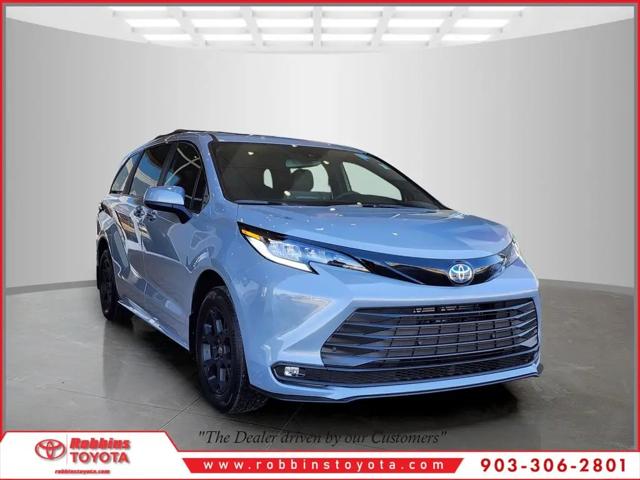 2025 Toyota Sienna Woodland Edition for sale in Nash, TX