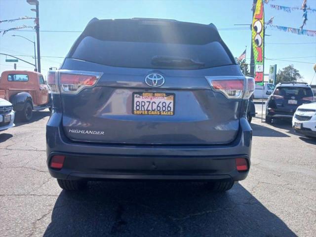 2016 Toyota Highlander LE V6
