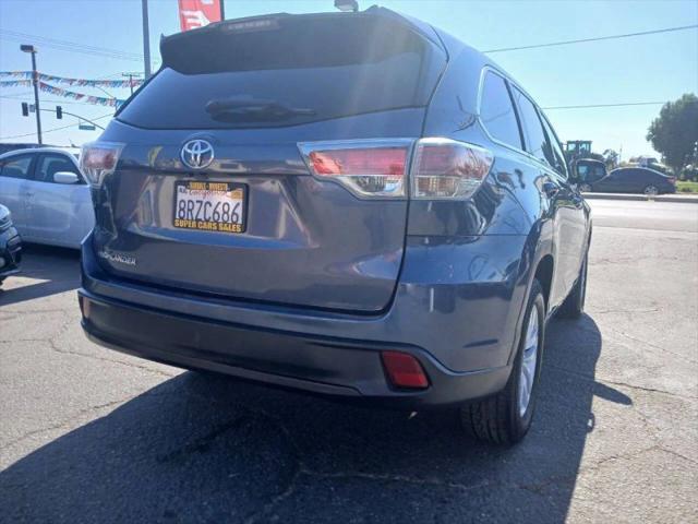 2016 Toyota Highlander LE V6