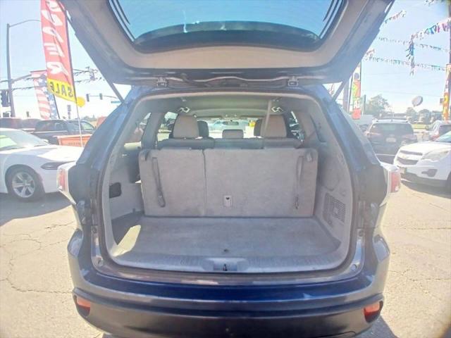2016 Toyota Highlander LE V6