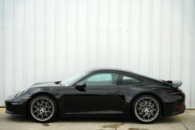 2025 Porsche 911 Carrera