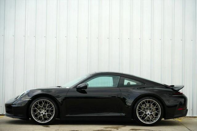 2025 Porsche 911 Carrera