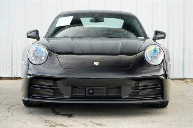 2025 Porsche 911 Carrera