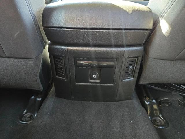 2023 Ram 1500 Classic SLT Crew Cab 4x4 5'7" Box