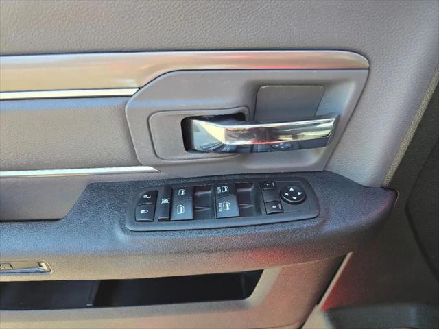 2023 Ram 1500 Classic SLT Crew Cab 4x4 5'7" Box