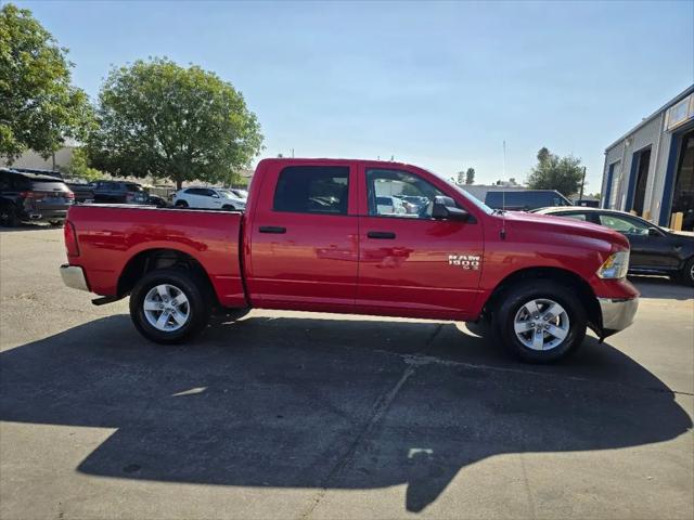 2023 Ram 1500 Classic SLT Crew Cab 4x4 5'7" Box