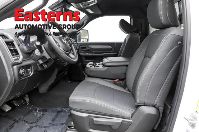 2025 Ram 3500 Tradesman Regular Cab 4x4 8' Box