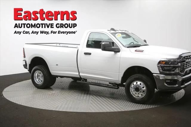 2025 Ram 3500 Tradesman Regular Cab 4x4 8' Box