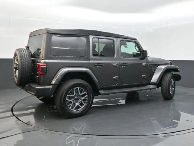 2025 Jeep Wrangler 4-Door Sahara 4x4