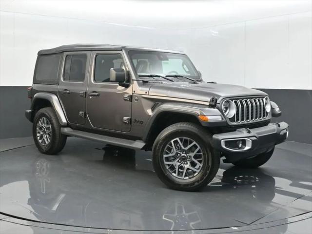 2025 Jeep Wrangler 4-Door Sahara 4x4