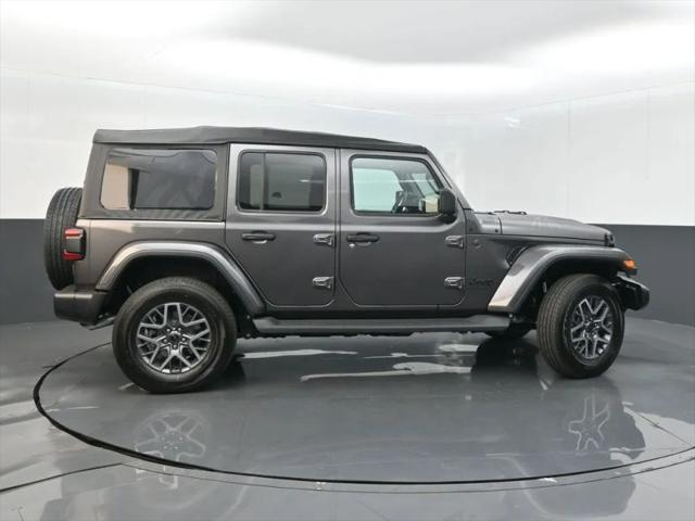 2025 Jeep Wrangler 4-Door Sahara 4x4