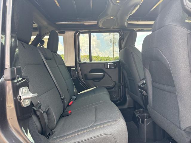 2025 Jeep Wrangler 4-Door Summit 4x4