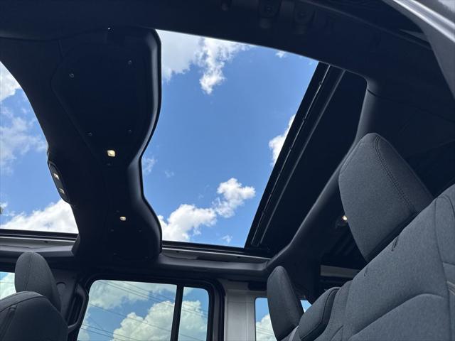 2025 Jeep Wrangler 4-Door Summit 4x4