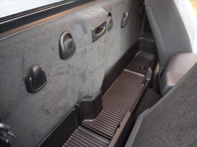 2022 Ram 1500 Classic Express Regular Cab 4x2 6'4" Box