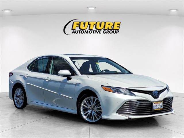 2020 Toyota Camry XLE Hybrid 2020 Toyota Camry XLE Hybrid