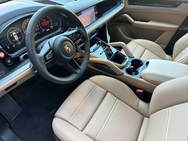 2025 Porsche Cayenne Unknown