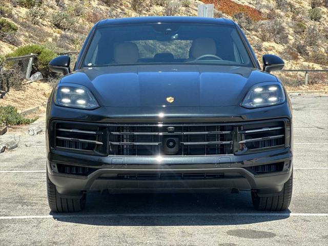 2025 Porsche Cayenne Unknown