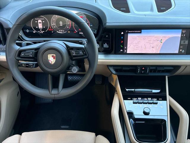 2025 Porsche Cayenne Unknown