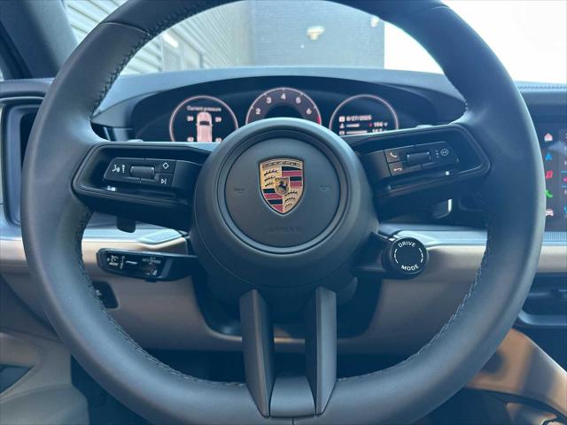 2025 Porsche Cayenne Unknown