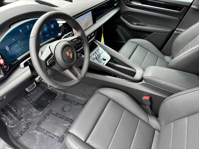 2025 Porsche Macan Electric 4S