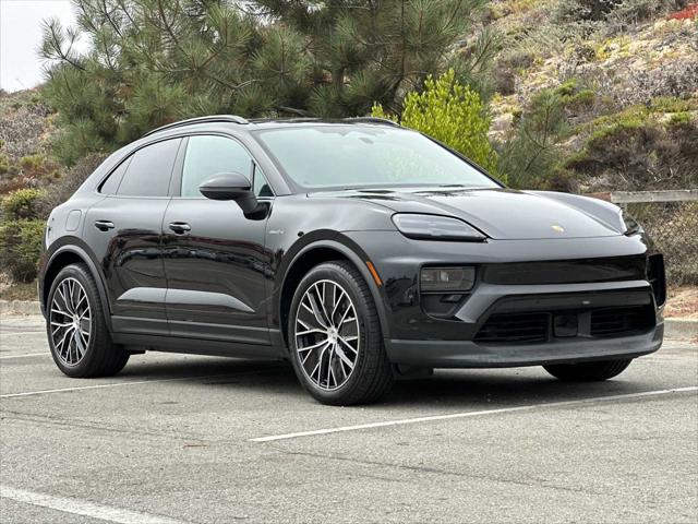 2025 Porsche Macan Electric 4S