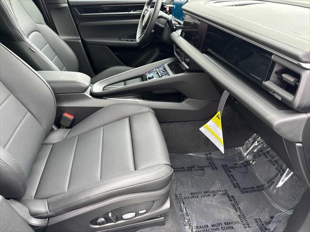 2025 Porsche Macan Electric 4S