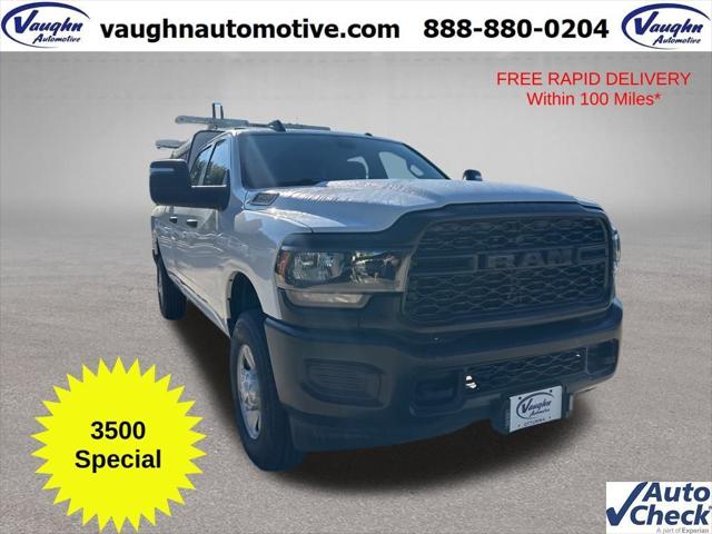 2023 RAM 3500 Tradesman Crew Cab 4x4 8 Box