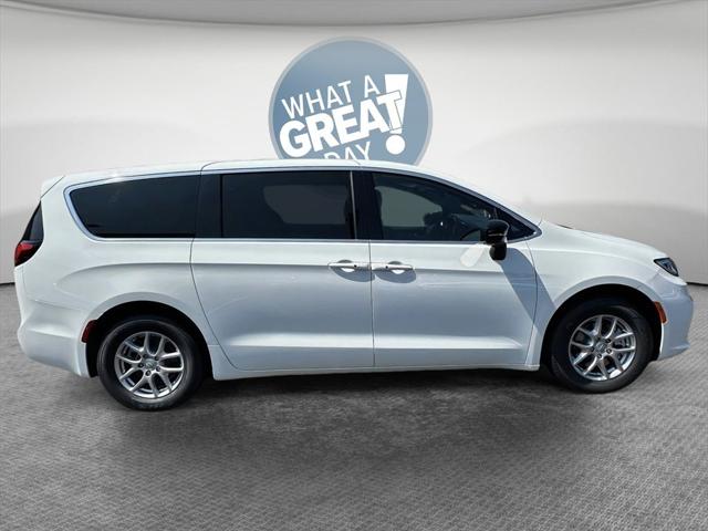 2026 Chrysler Pacifica PACIFICA SELECT 2026 Chrysler Pacifica PACIFICA SELECT