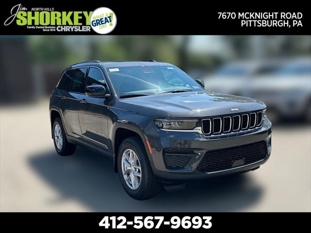 2025 Jeep Grand Cherokee GRAND CHEROKEE LAREDO X 4X4