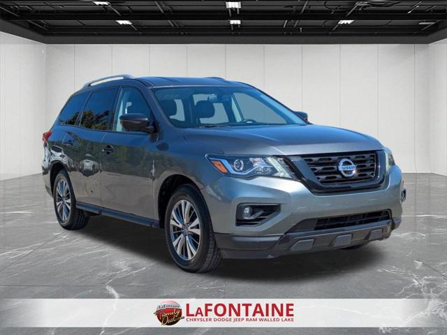 2019 Nissan Pathfinder SL 2019 Nissan Pathfinder SL