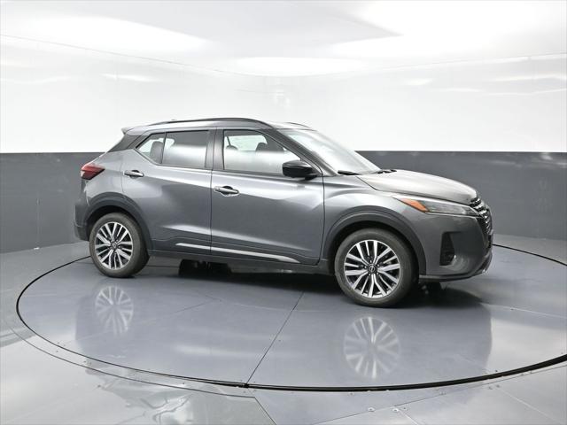 2024 Nissan Kicks SR Xtronic CVT