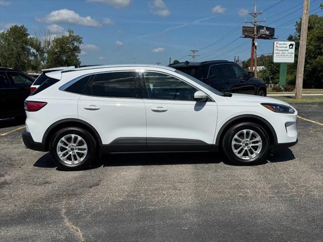 2020 Ford Escape SE 2020 Ford Escape SE