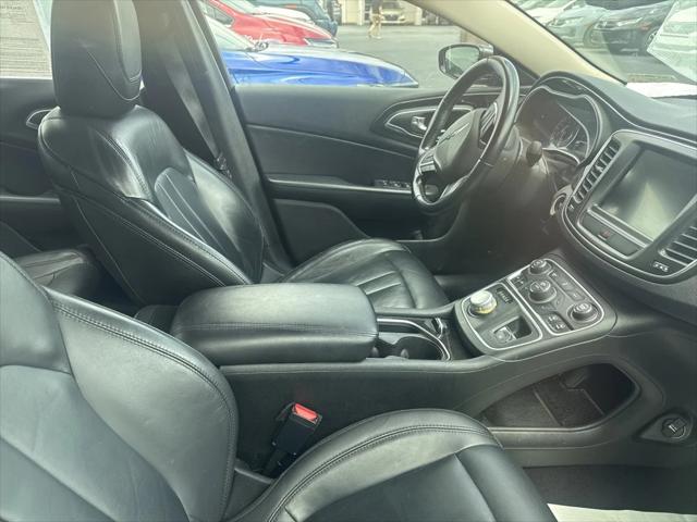 2015 Chrysler 200 C
