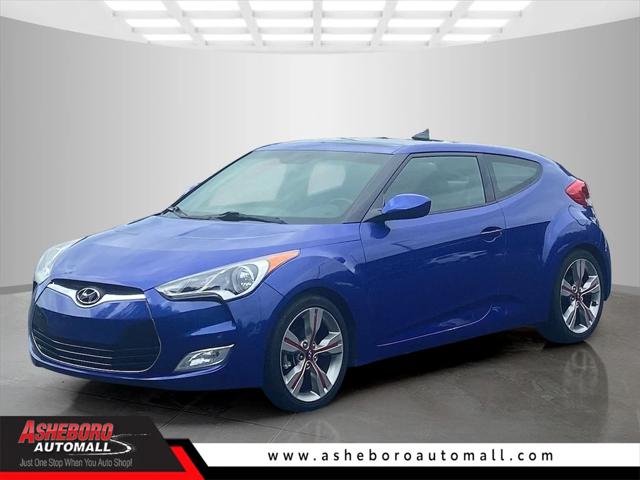 2013 Hyundai Veloster Base w/Black