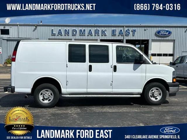 2023 Chevrolet Express Cargo RWD 2500 Regular Wheelbase WT