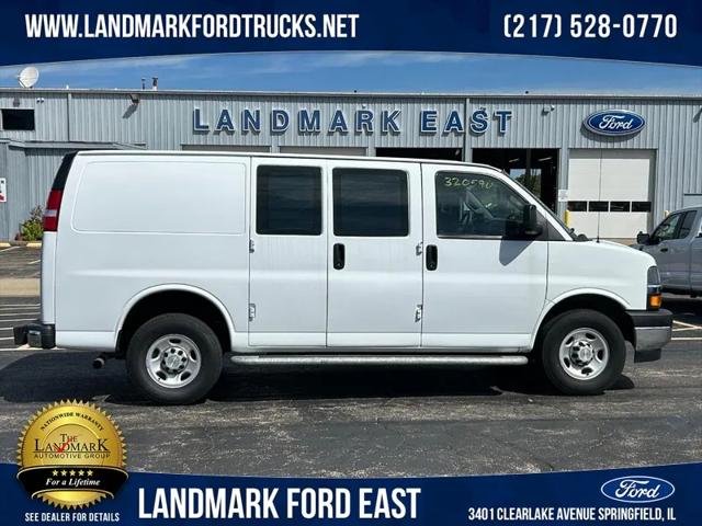 2023 Chevrolet Express Cargo RWD 2500 Regular Wheelbase WT 2023 Chevrolet Express Cargo RWD 2500 Regular Wheelbase WT