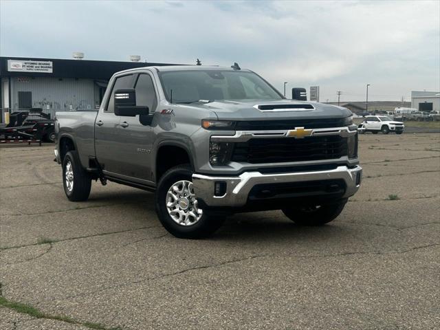 2025 Chevrolet Silverado 3500HD 4WD Crew Cab Long Bed LT