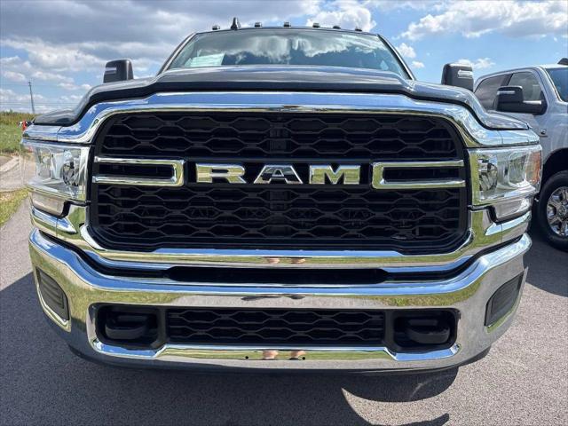 2024 RAM 3500 Tradesman Crew Cab 4x4 8 Box