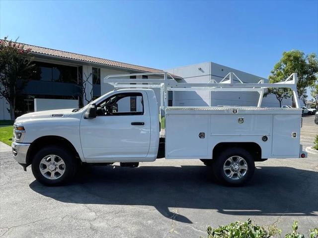 2025 RAM Ram 3500 Chassis Cab RAM 3500 TRADESMAN CHASSIS REGULAR CAB 4X2 60 CA