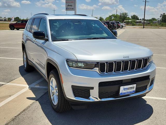 2025 Jeep Grand Cherokee L Laredo X 4x4