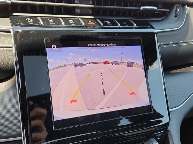 2025 Jeep Grand Cherokee L Laredo X 4x4