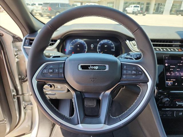 2025 Jeep Grand Cherokee L Laredo X 4x4