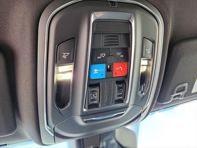 2025 Jeep Grand Cherokee L Laredo X 4x4