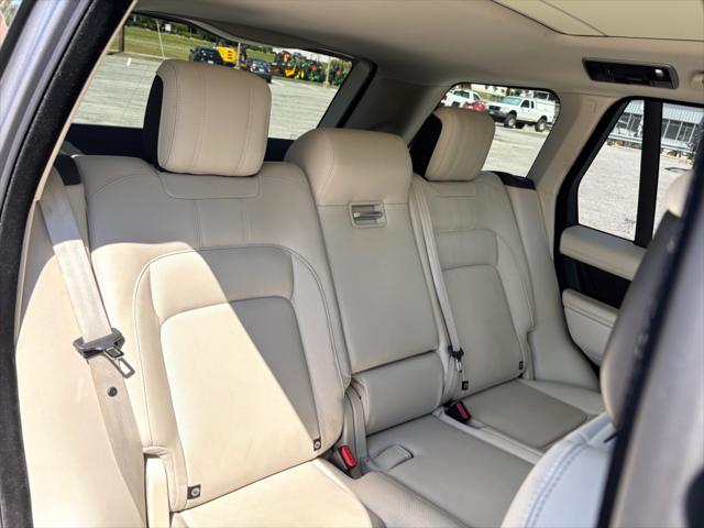 2022 Land Rover Range Rover Westminster