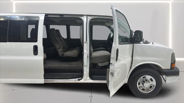 2016 Chevrolet Express LT