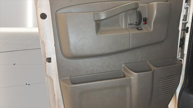 2016 Chevrolet Express LT