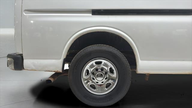 2016 Chevrolet Express LT