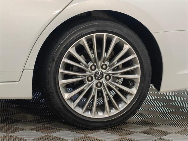 2020 Toyota Avalon Hybrid Limited