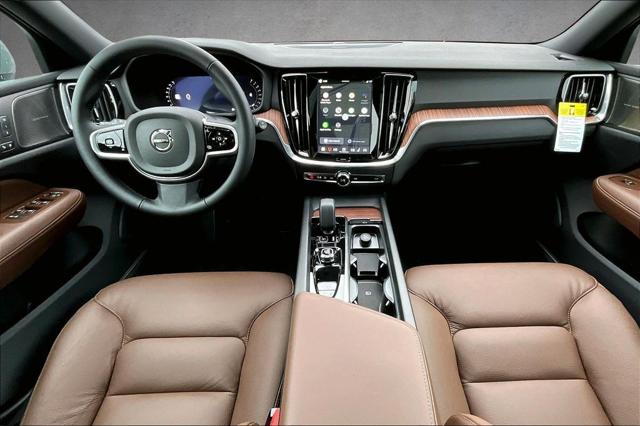 2026 Volvo V60 Cross Country Plus, B5 AWD Gas (mild hybrid)